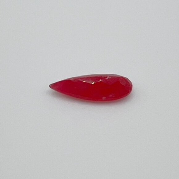8.59 carat Pear Shaped Rhodonite Gemstone - Picture 2 of 3